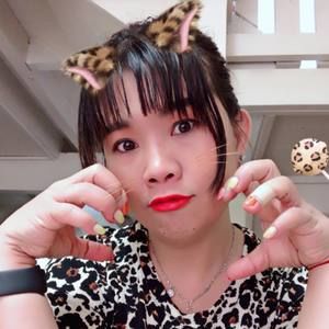 Meet your Posher, Helen